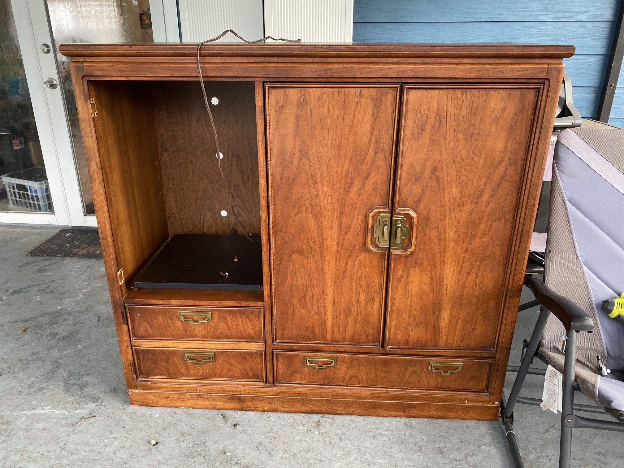 TV Cabinet
