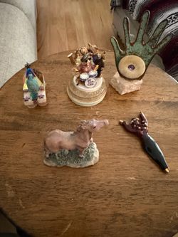tabletop figures  5 pcs