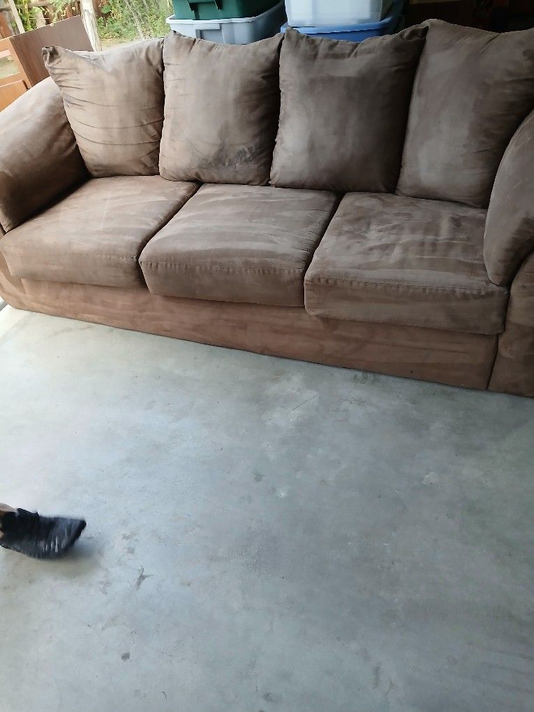 Couch, Used, TAN