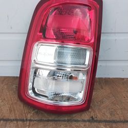 2019-2022 Dodge Ram 2500 Rear Taillight 