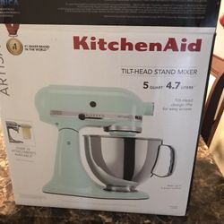 Brand New Kitchen Aide Wi all The Peace Never Use With Brand New bided For The Bathroom Never Use I Just buy It Because I Move I am Not  to go down of