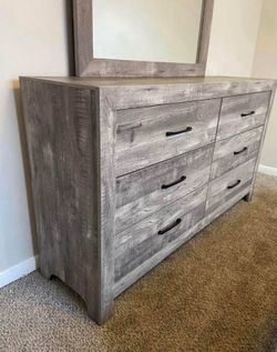 Dresser w/ Mirror 6 Drawer Gray