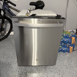 Brand New Dishwasher 