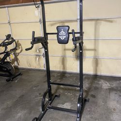 Pull Up Tower
