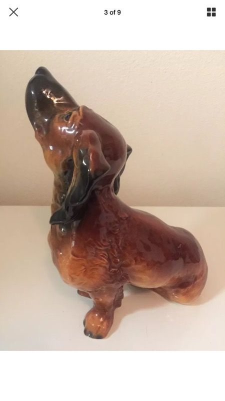 GOEBEL VINTAGE 12 INCH LONG HAIRED DACHSHUND DOG FIGURINE.