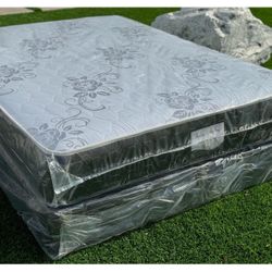 Queen size mattress/ Colchon