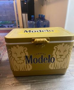 Modelo Ice Chest/Cooler