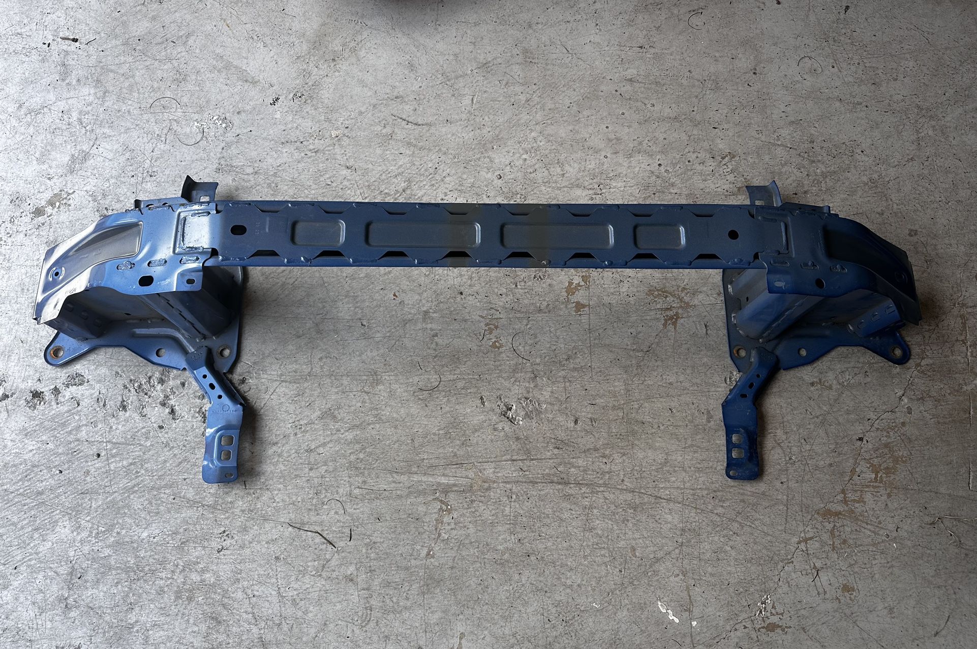 Ford Bronco Sport Front Bumper Reinforcement Impact Bar Barra De Refuerzo Delantero 2021 2022 2023 2024