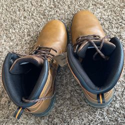 STEEL TOE WORK BOOTS SIZE 13 FITS LIKE 12