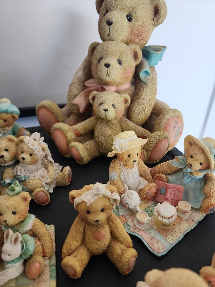 Cherished Teddies Collection, Theres 38 Total