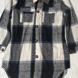 Woman's Plaid Flannel Shirt