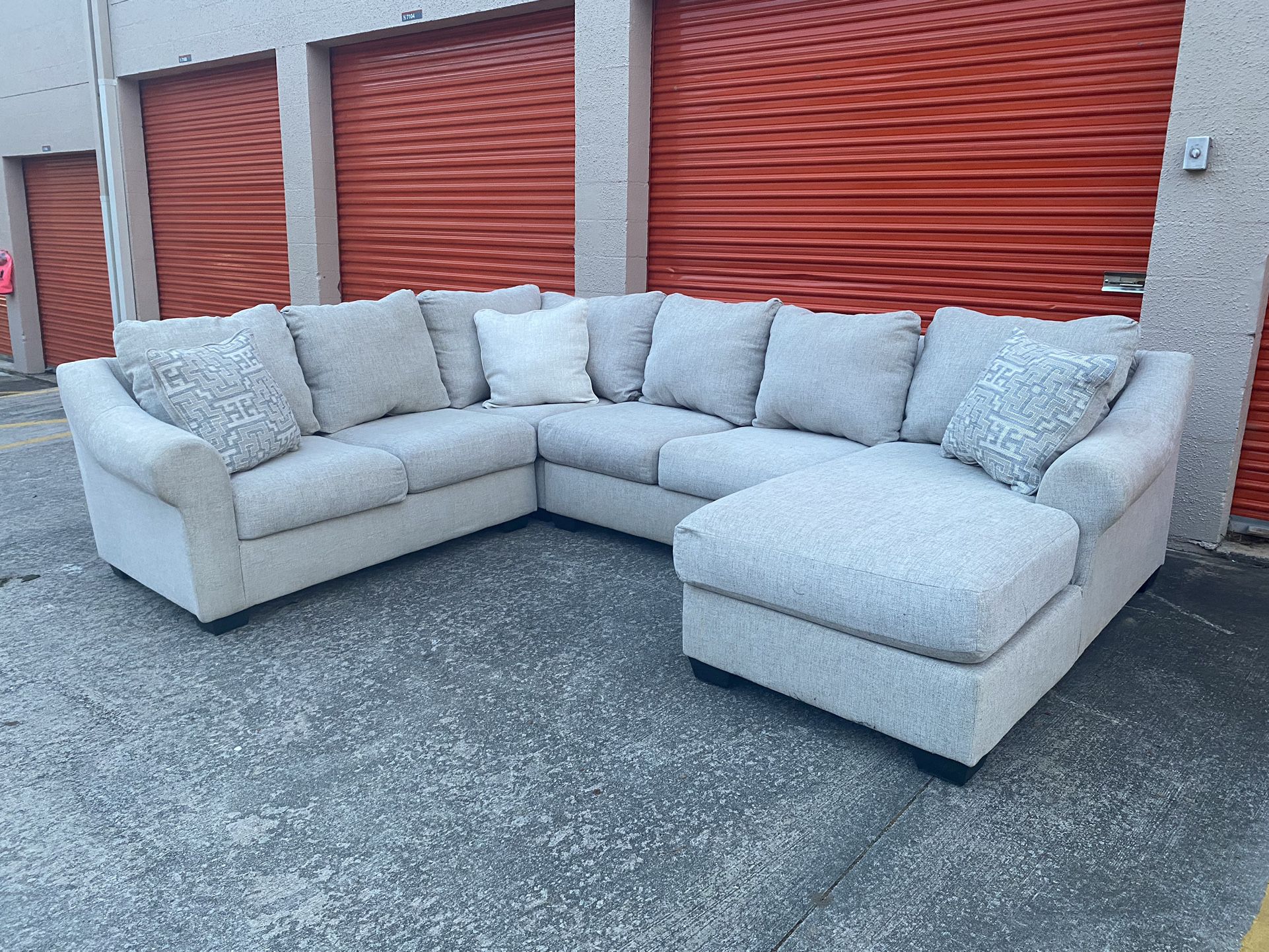 *Free Delivery* Light Grey/Beige Ashley Furniture Sectional and Throw Pillows