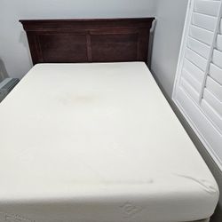 FREE Bed & Mattress - Pickup Only