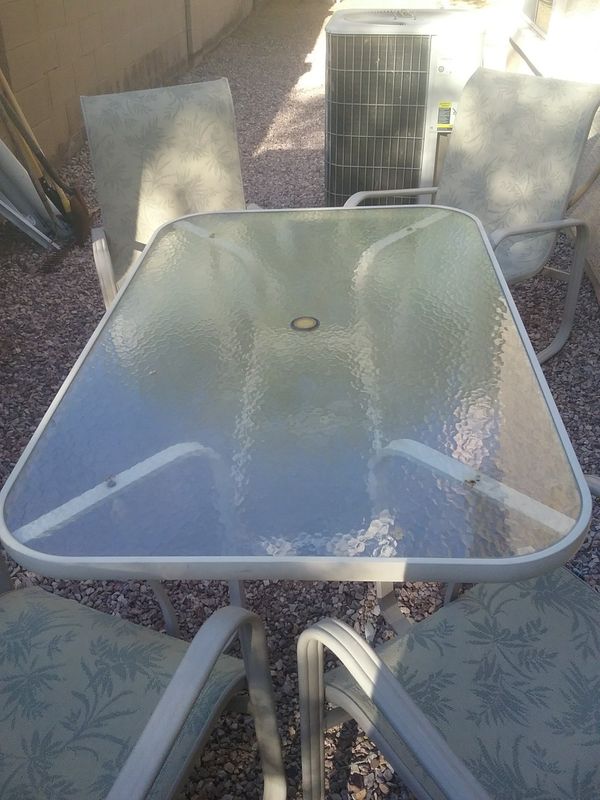 5 Pc Outdoor Patio Furniture Set Table And 4 Chairs In 5 Pc Outdoor Patio Furniture Set Table And 4 Chairs In Gilbert Az Offerup