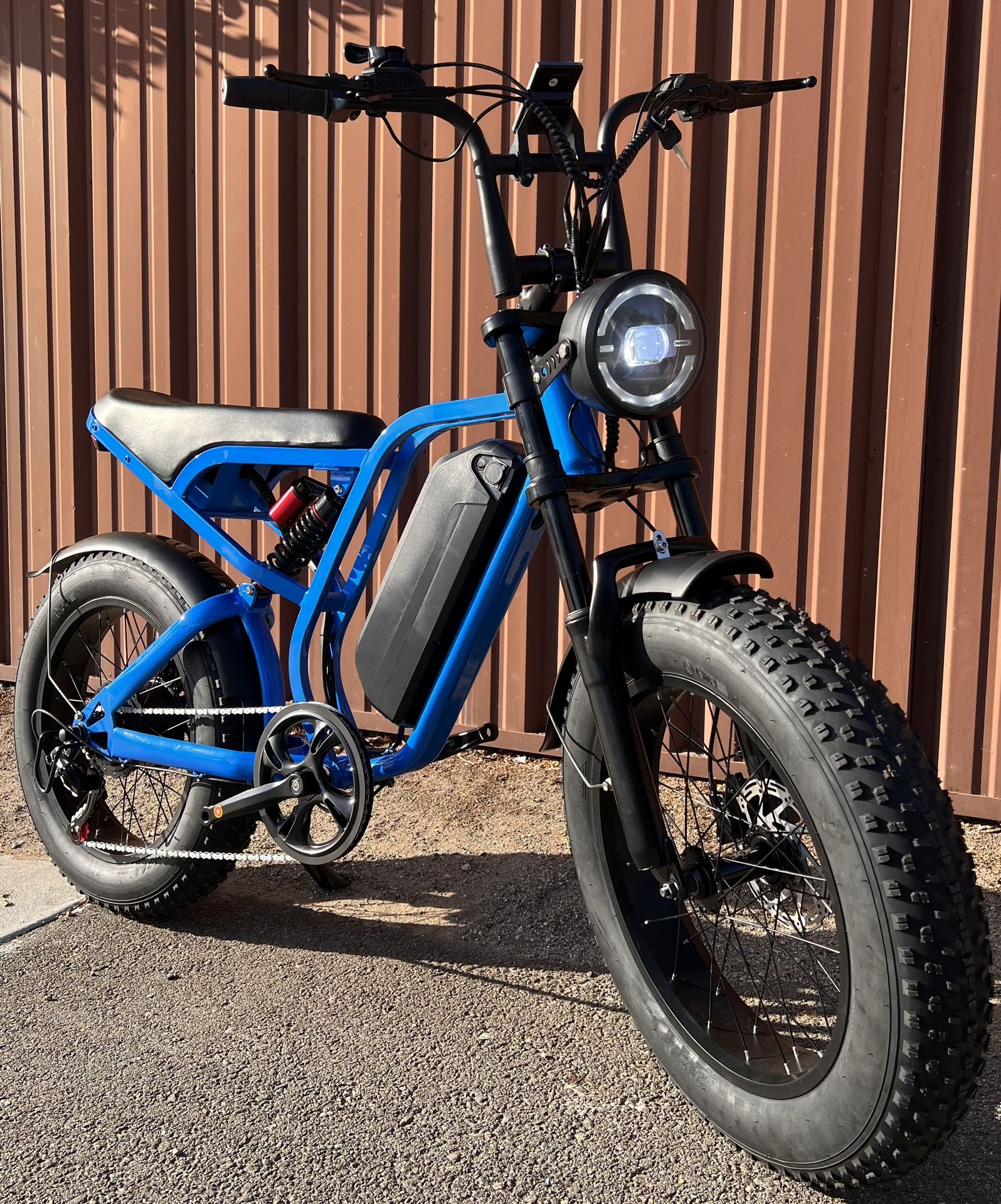 (2000W Peak)1500W Electric Scrambler Ebike, 20ah, 35mph, 25-60 Mile Range