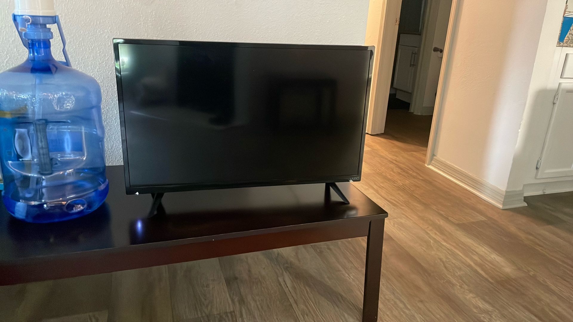 32” TV