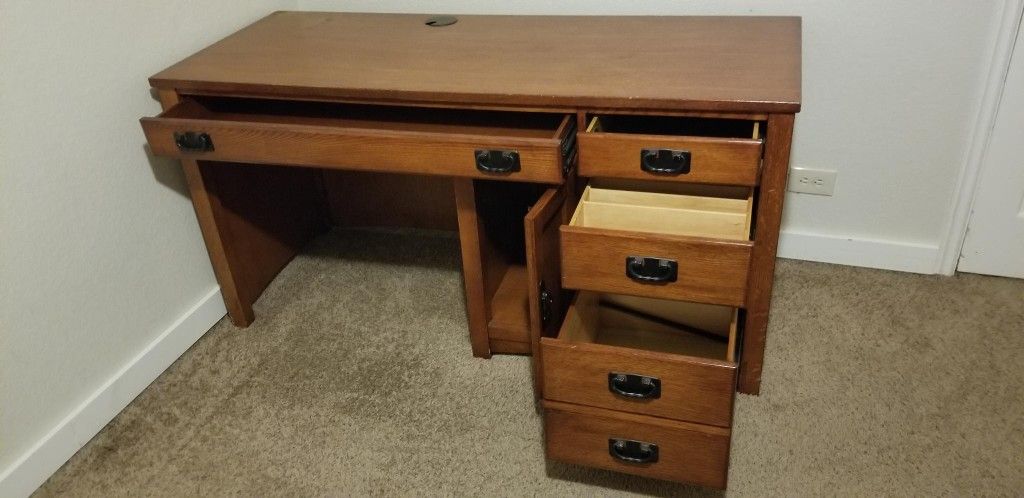 Student Work Desk