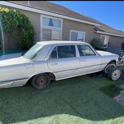 FREE 1973 Mercedes SEL parts ir Fix To Drive