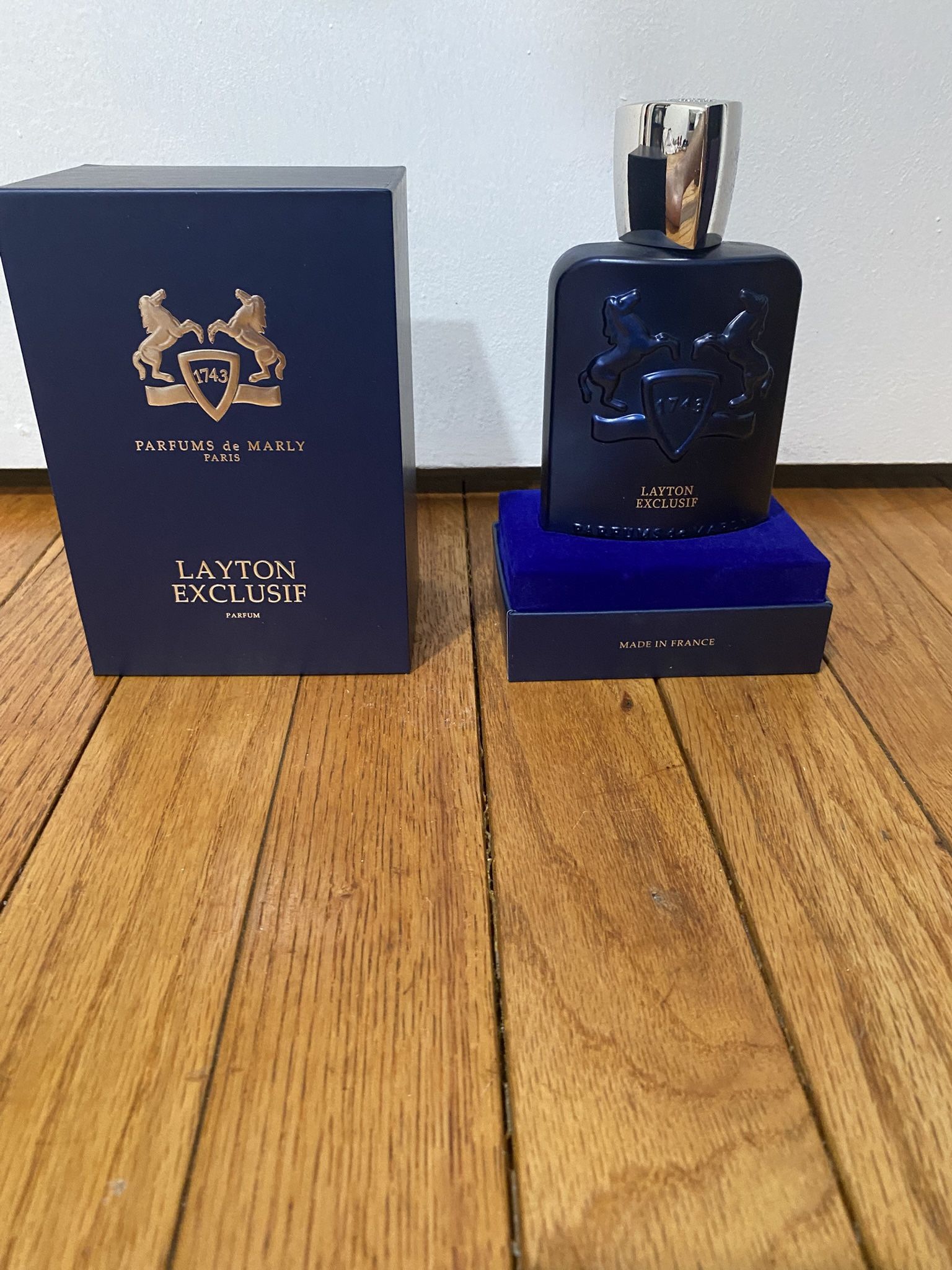 Layton Exclusif