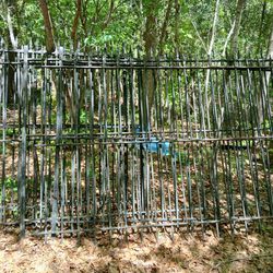 42+ft 6ft Wrought Iron Fence PreOwned But Still Valuable
