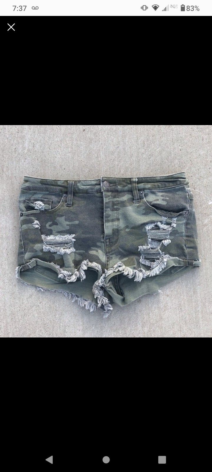 Mossimo Camo shorts 