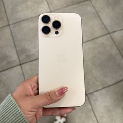 iPHONE 16 PRO MAX UNLOCKED 1TB 