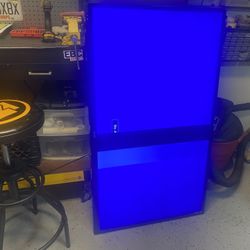 Free 55 “ Sanyo Tv  Has A Vertical Back Line 