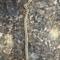 14 K Cuban Link Bracelet 