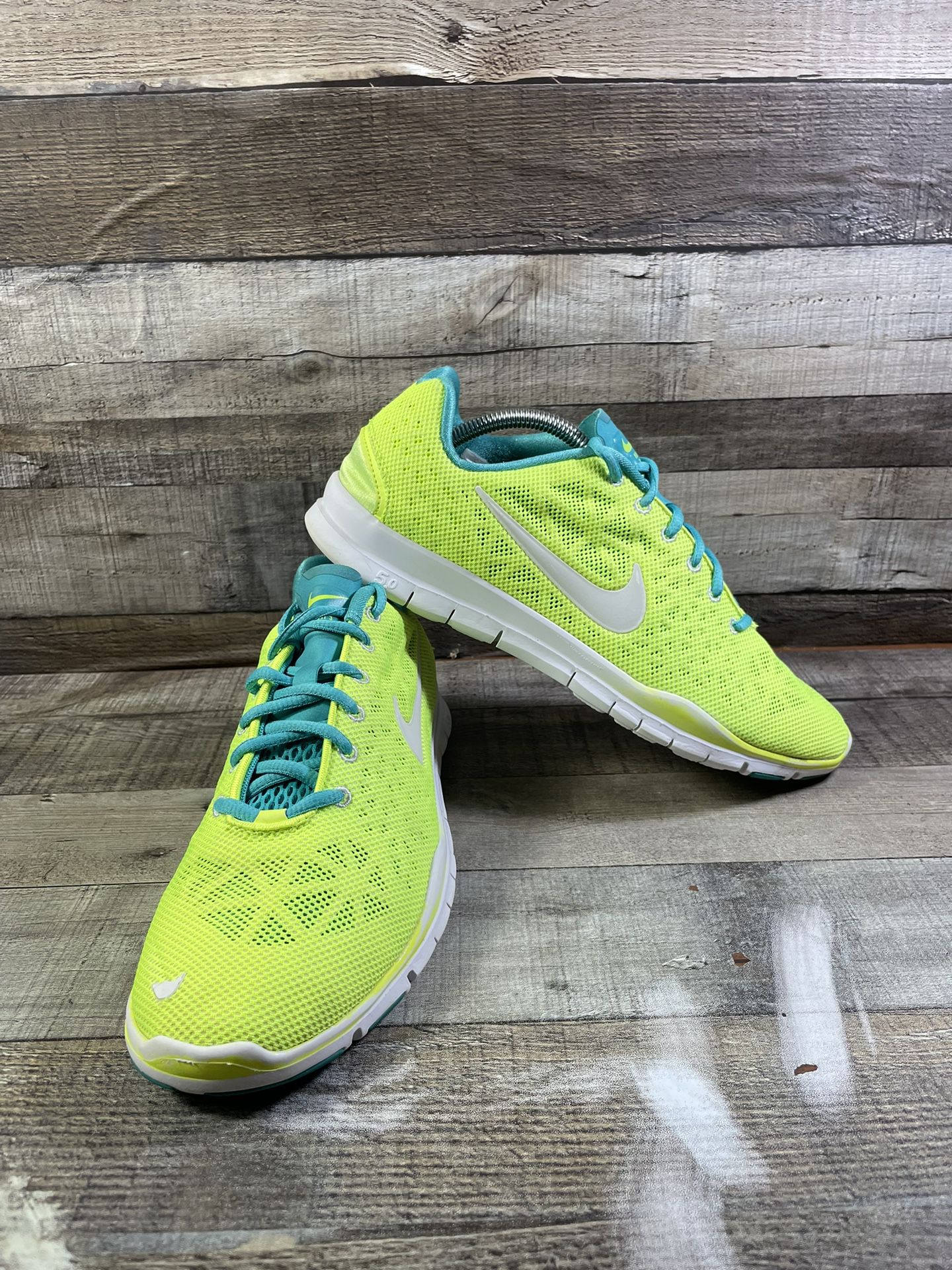sammenbrud prioritet Forberedelse Nike Free TR Fit 3 Breathe women's Neon Gym Training Shoes Size 11.5 for  Sale in Irving, TX - OfferUp