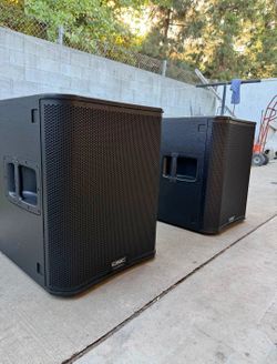 QSC KS118 3600W Powered 18-Inch Subwoofers – Pair
