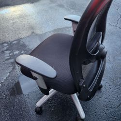 Office Chairs 