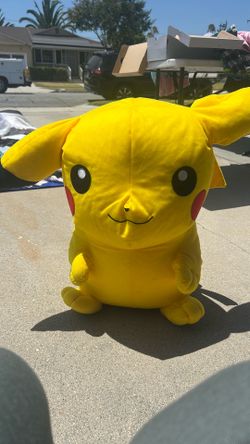 Pokémon Pikachu 32”