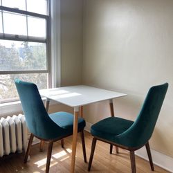 MCM Dining Table & Chairs 