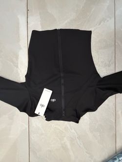 Women’s ALO compression jacket