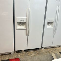 Kenmore Refrigerator $399