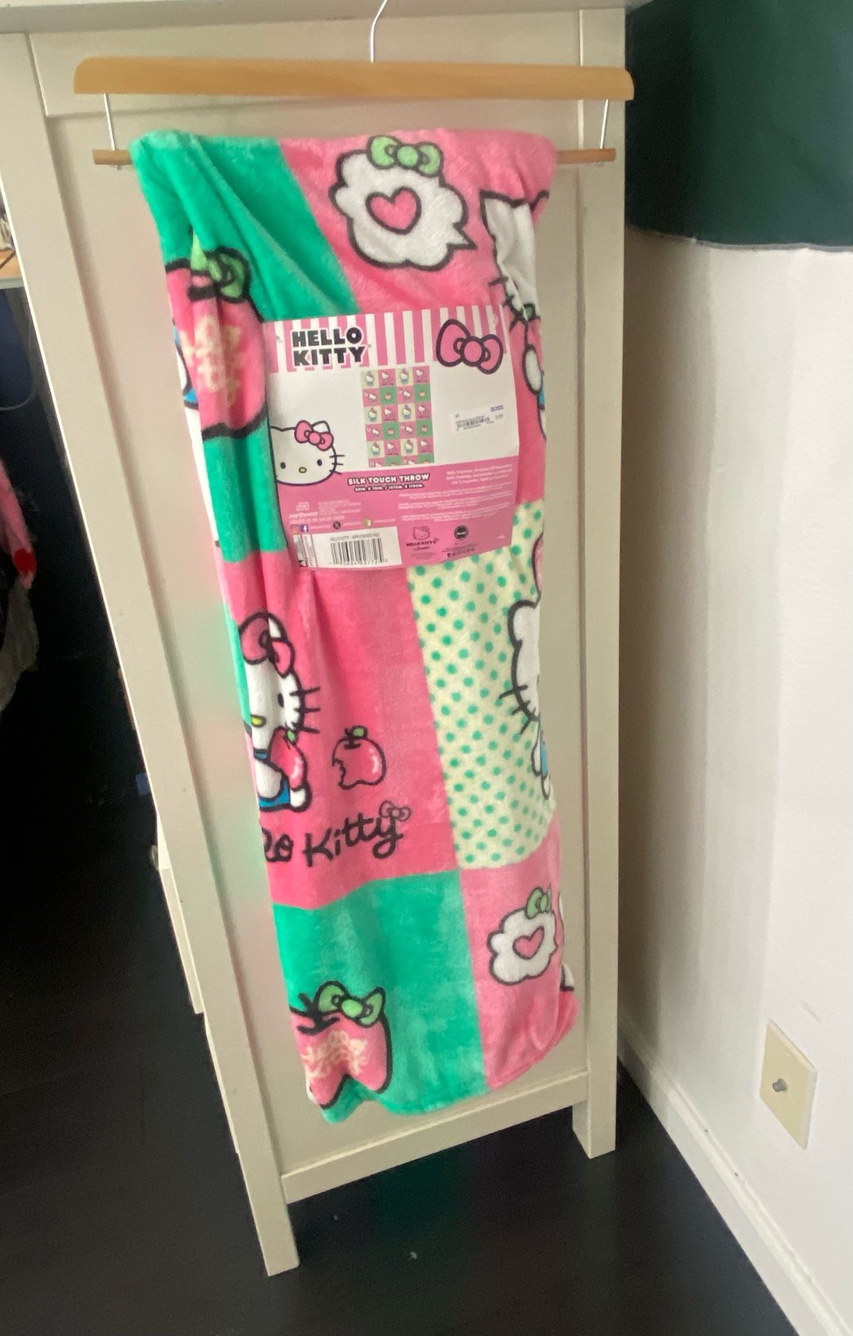 Hello Kitty Blanket