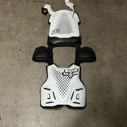 Fox R3 chest protector 