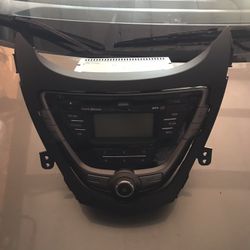 11-13 Hyundai Elantra Radio 