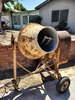 Concrete mixer