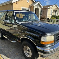 1992 Ford Bronco