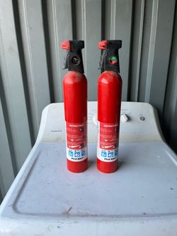 Extuingusher, full ready for fire emergency