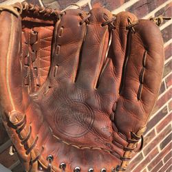 Wilson A2000XL Made In The USA Baseball Glove Mitt