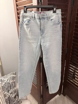 Size 6 Women Light Blue Gloria Vanderbilt Relaxed Straight Jean (New With Tags)