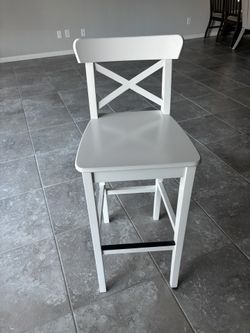 4 IKEA Ingolf Bar Stools