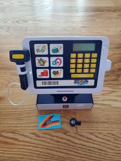 Aldo cashier toy