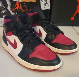 Authenticity Guarantee
Nike Air Jordan 1 Mid Bred Toe Men's Size 9 554724-066
