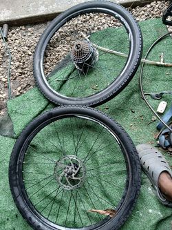 Slightly used E bike tires and rims!!!