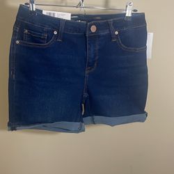 (contact info removed)7 WEEKEND SHORT MY3324R0 DANA Size 4