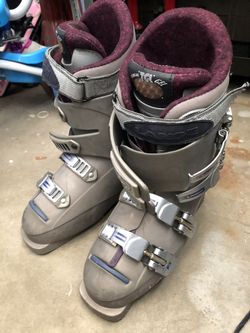 Women’s ski boots mondo 24.5 291mm size 7-7.5