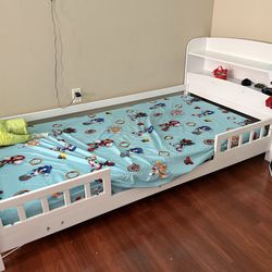 Toddler bed